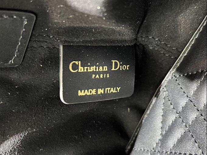 2025228Y800P212657450