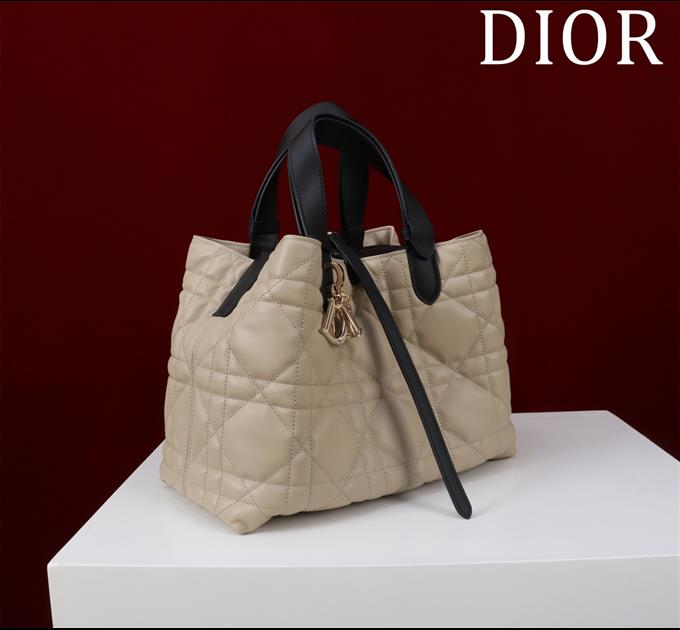 2025228Y850P212642327