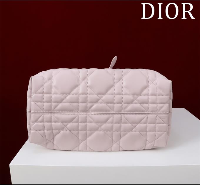 2025228Y850P212642483