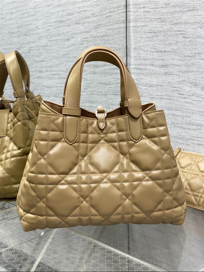 2025228Y850P212642856