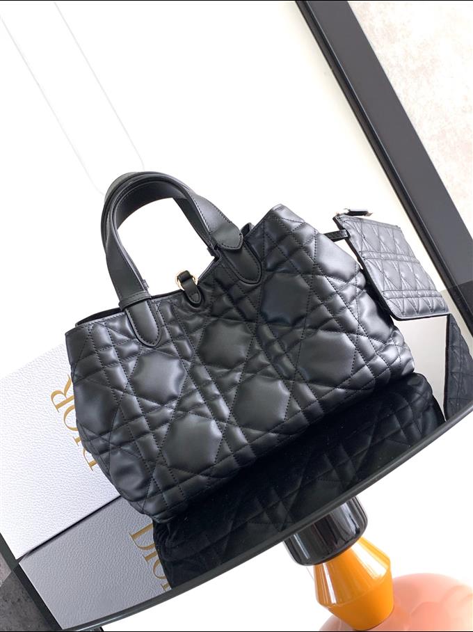 2025228Y850P212643708