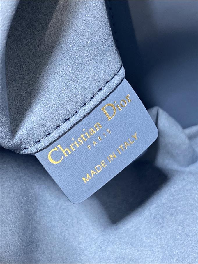 2025228Y850P21270618