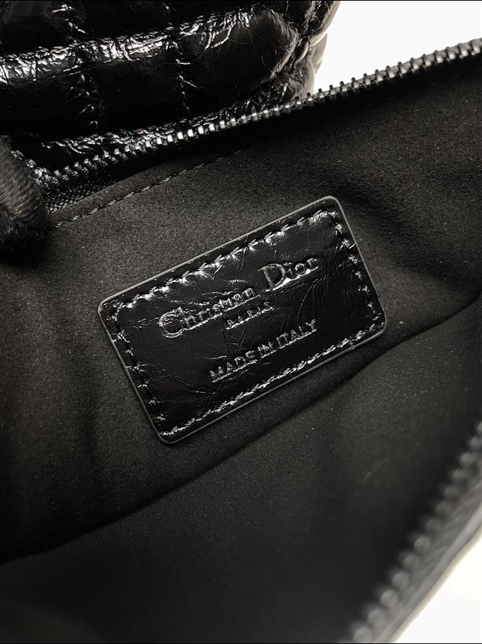 2025228Y850P212713901