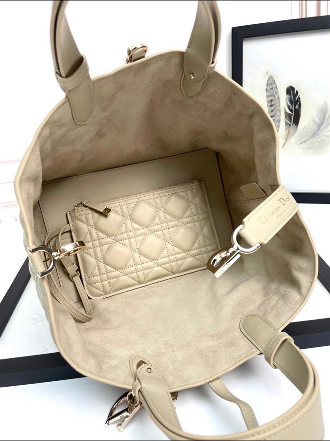 2025228Y850P21273410