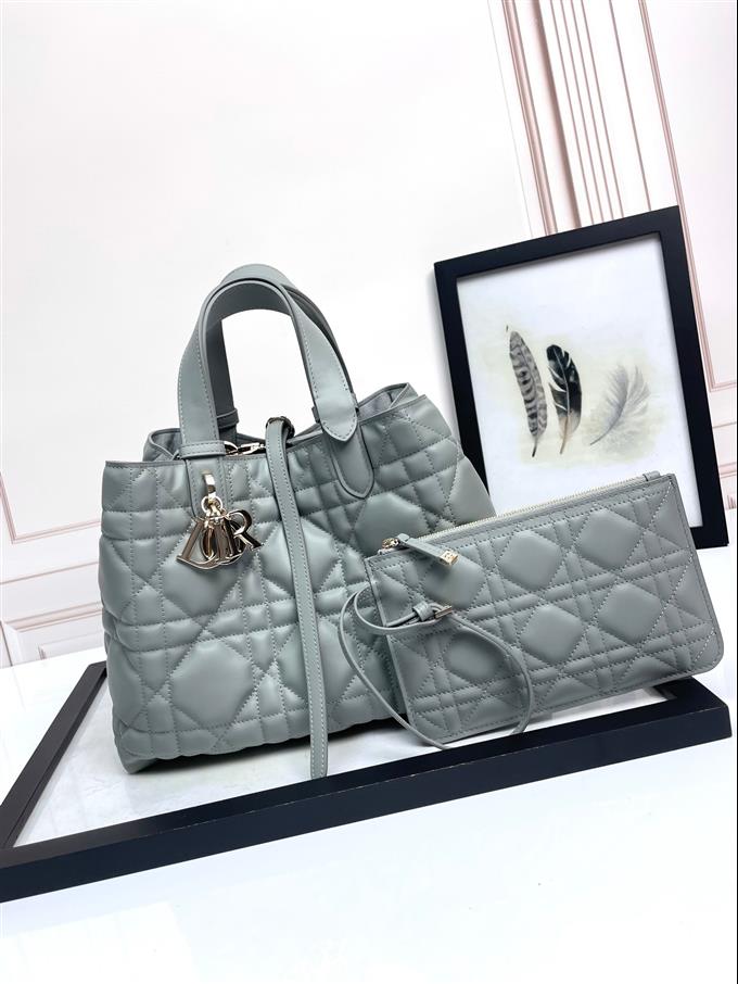 2025228Y850P21273457