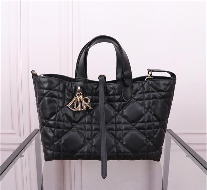 2025228Y850P21274119