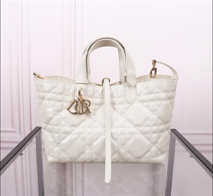 2025228Y850P21274259