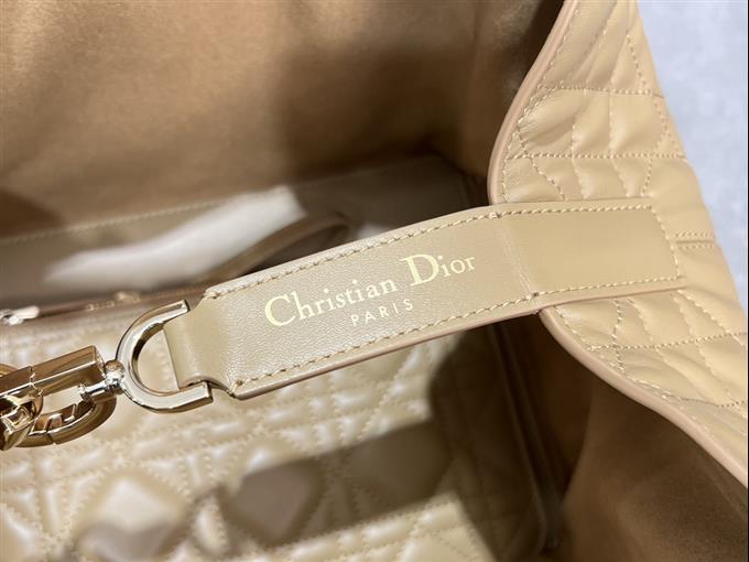 2025228Y850P21274776