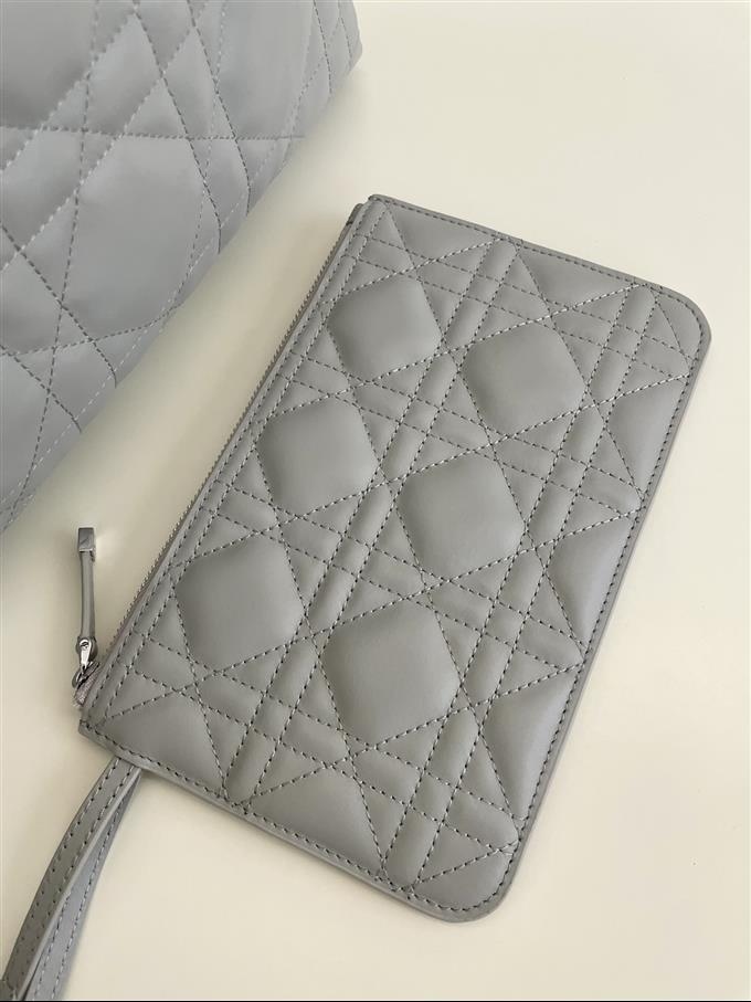 2025228Y850P21275780