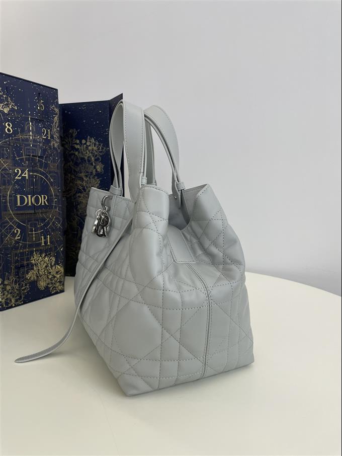 2025228Y850P21275796