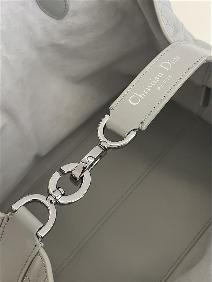 2025228Y850P21275827