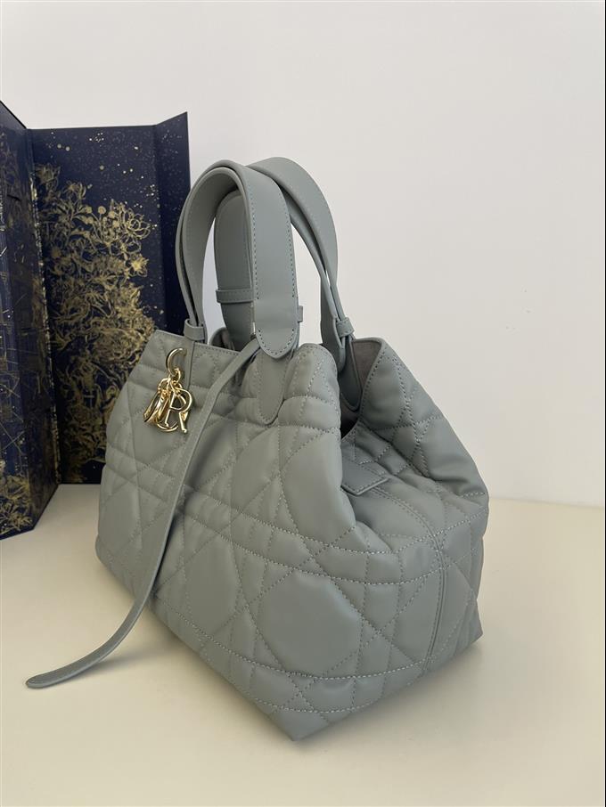 2025228Y850P21276203