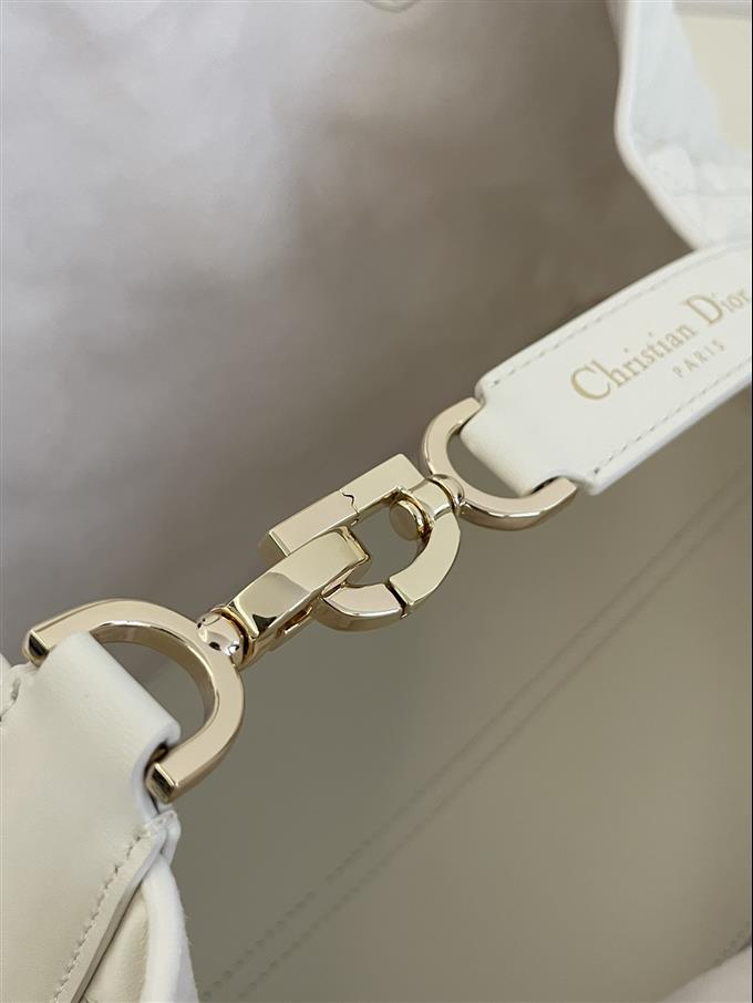 2025228Y850P21276630