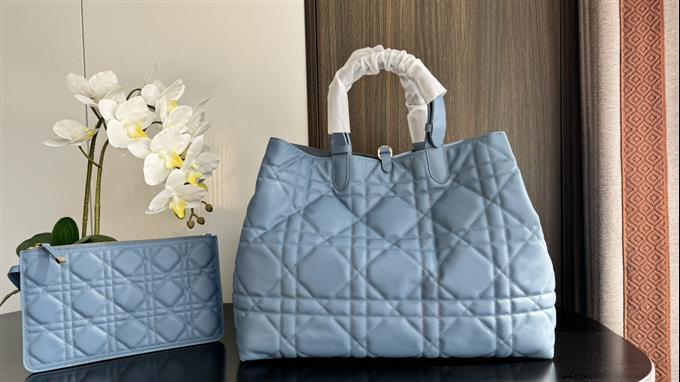 2025228Y900P21277725