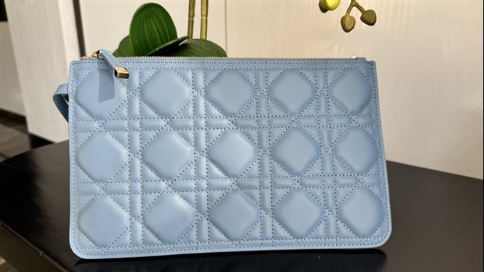 2025228Y900P21277756