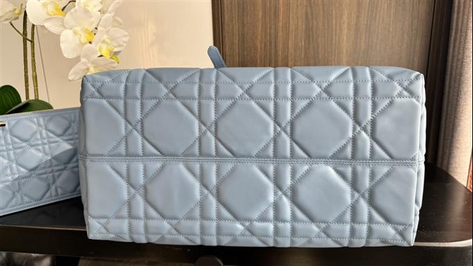 2025228Y900P21277771