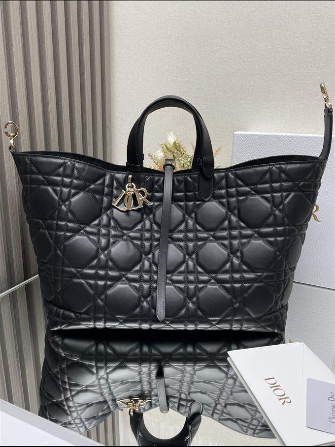 2025228Y930P212710337