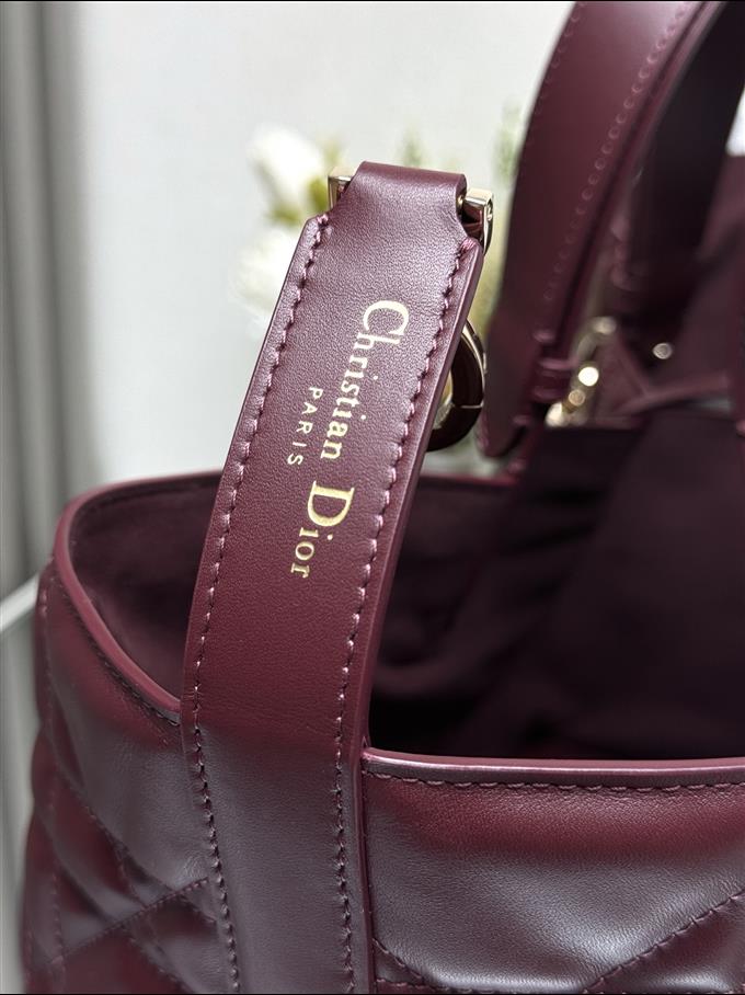 2025228Y930P21271086