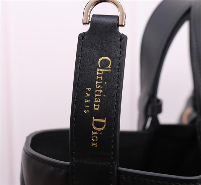 2025228Y930P21271163