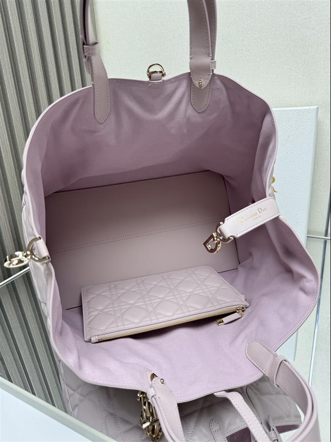 2025228Y930P21279534