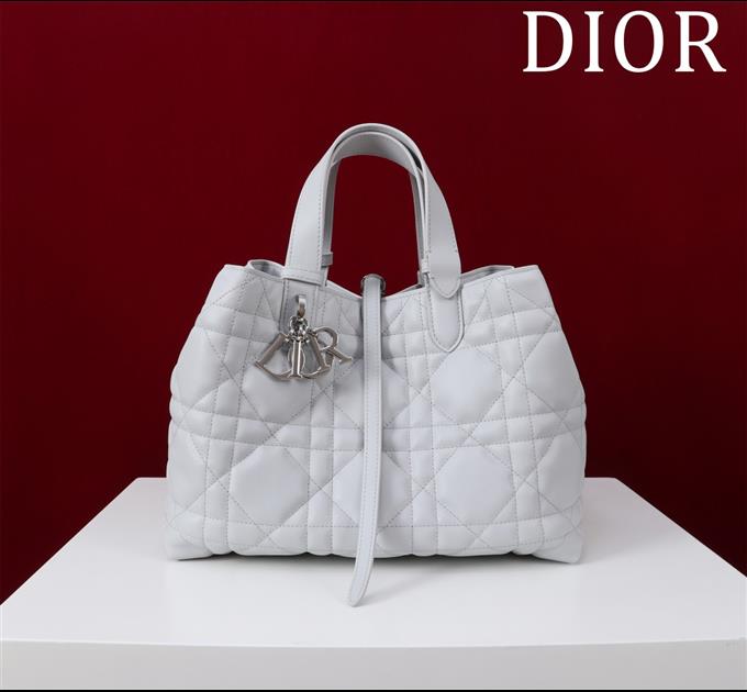 2025228Y950P212644130