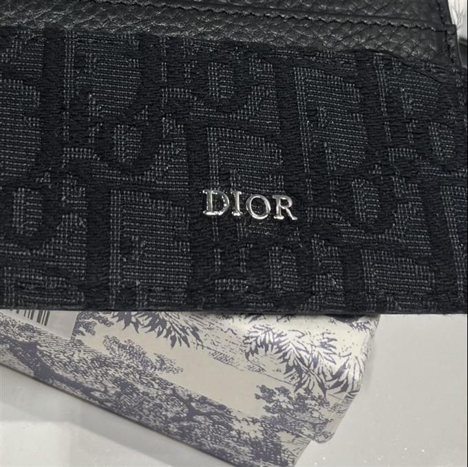 2025228Y150P203551603