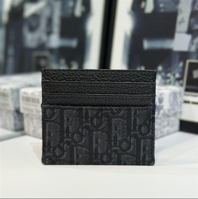 2025228Y150P203551697