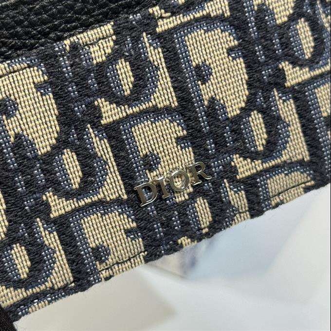 2025228Y150P203551887