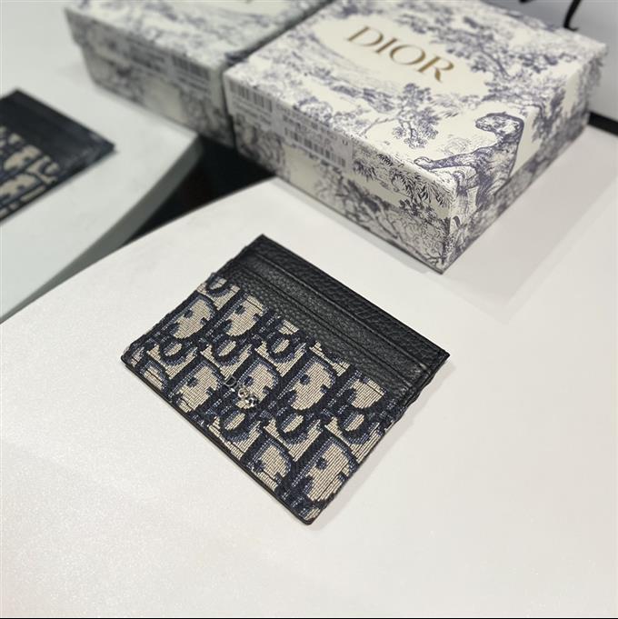 2025228Y150P203551997