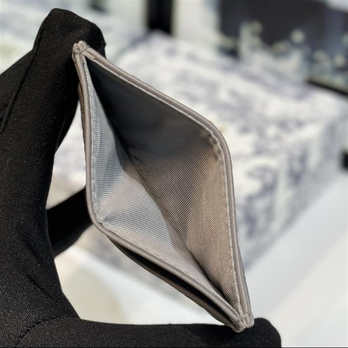 2025228Y150P203552941