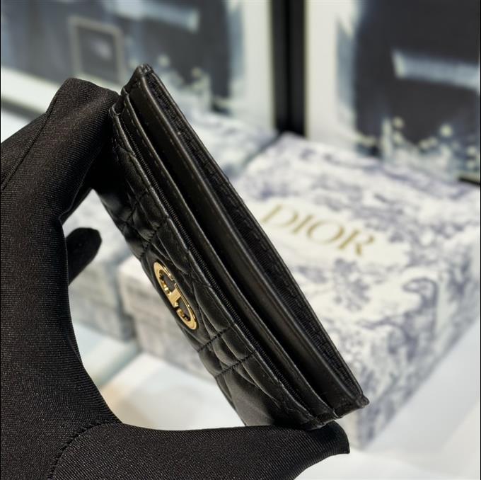 2025228Y150P203553695