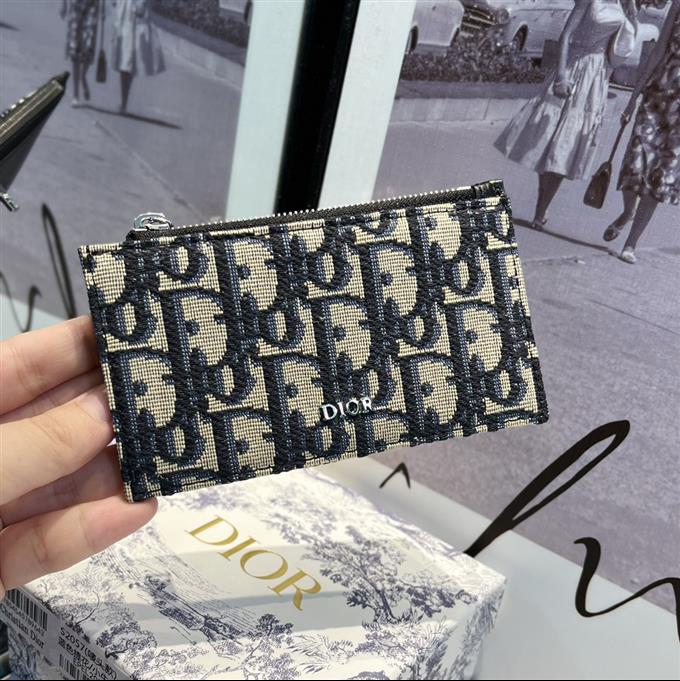 2025228Y160P20355442