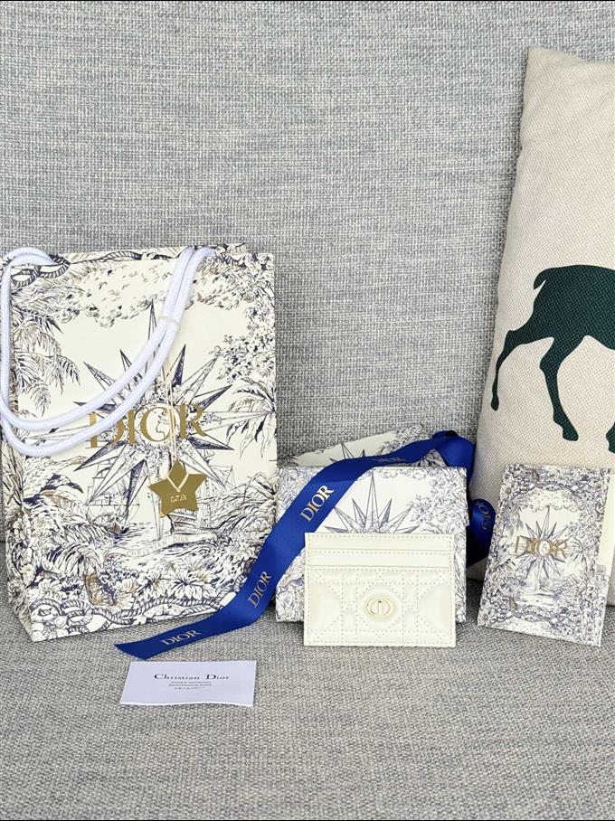 2025228Y180P203535514