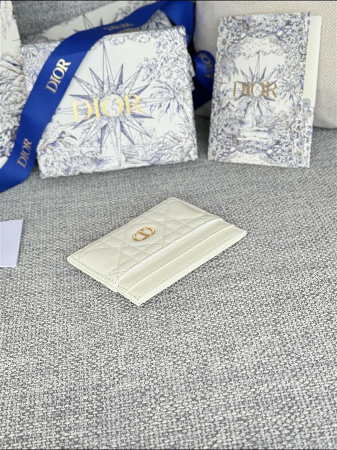 2025228Y180P203535545