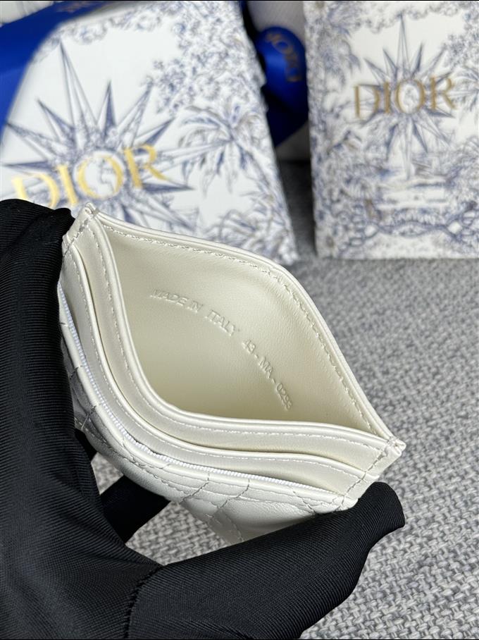 2025228Y180P203535638