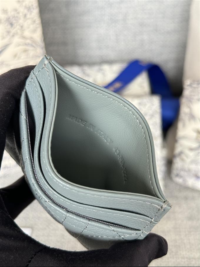 2025228Y180P203537336