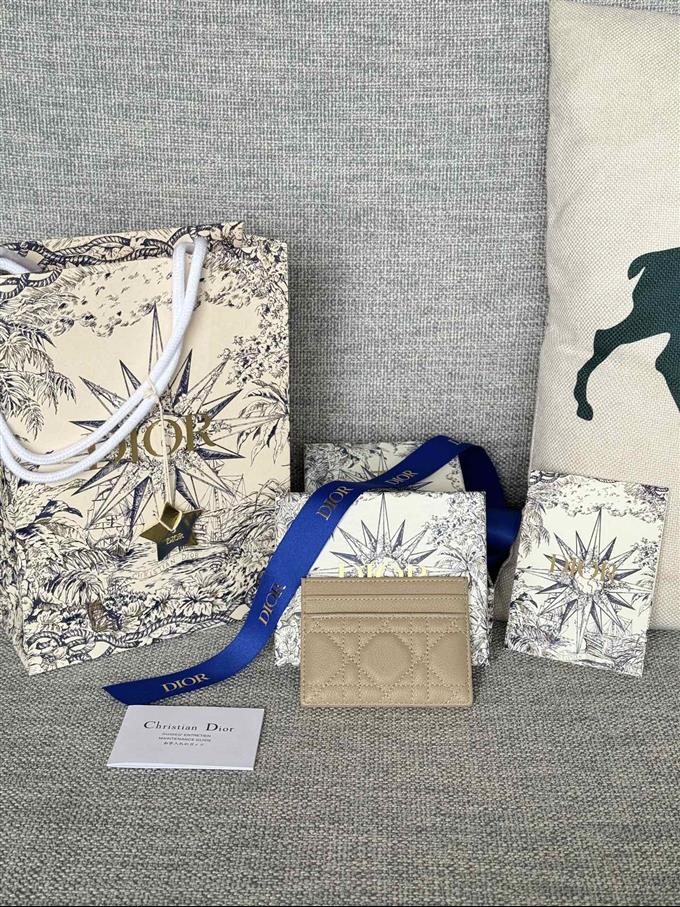 2025228Y180P203537655