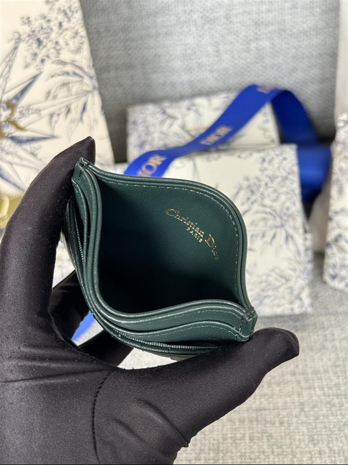 2025228Y180P203538440