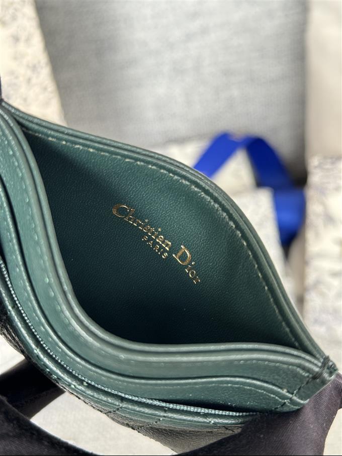 2025228Y180P203538456