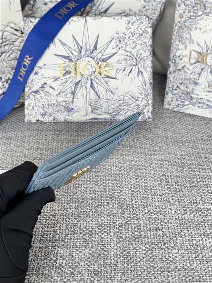 2025228Y180P203538708