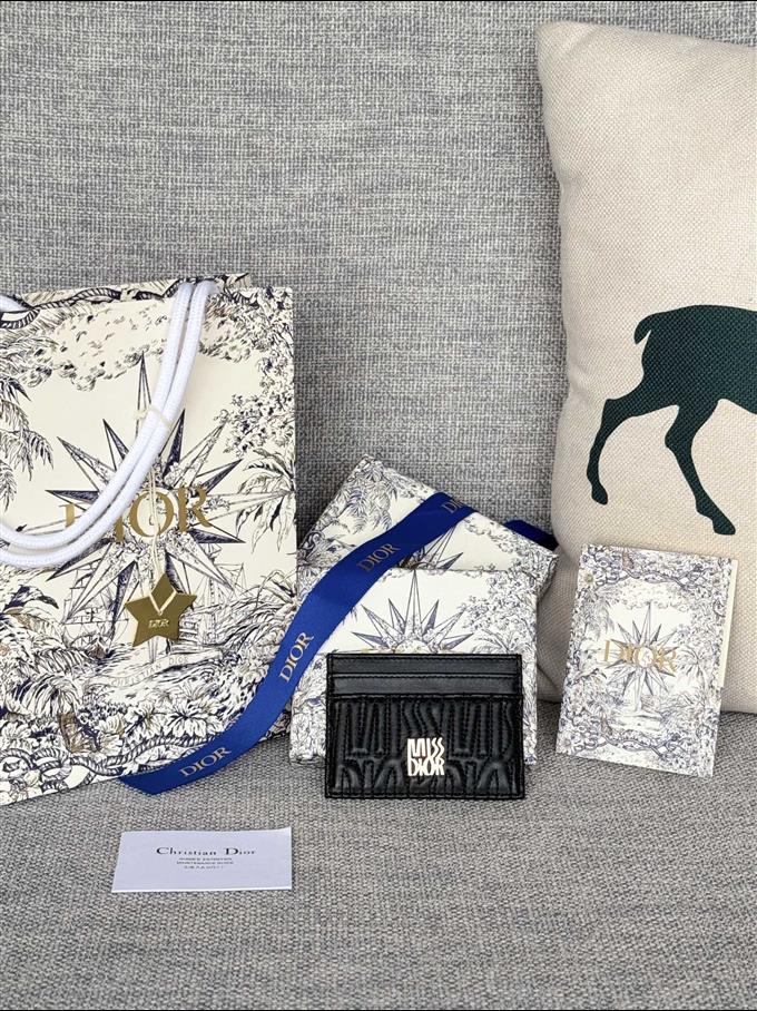 2025228Y180P203538770