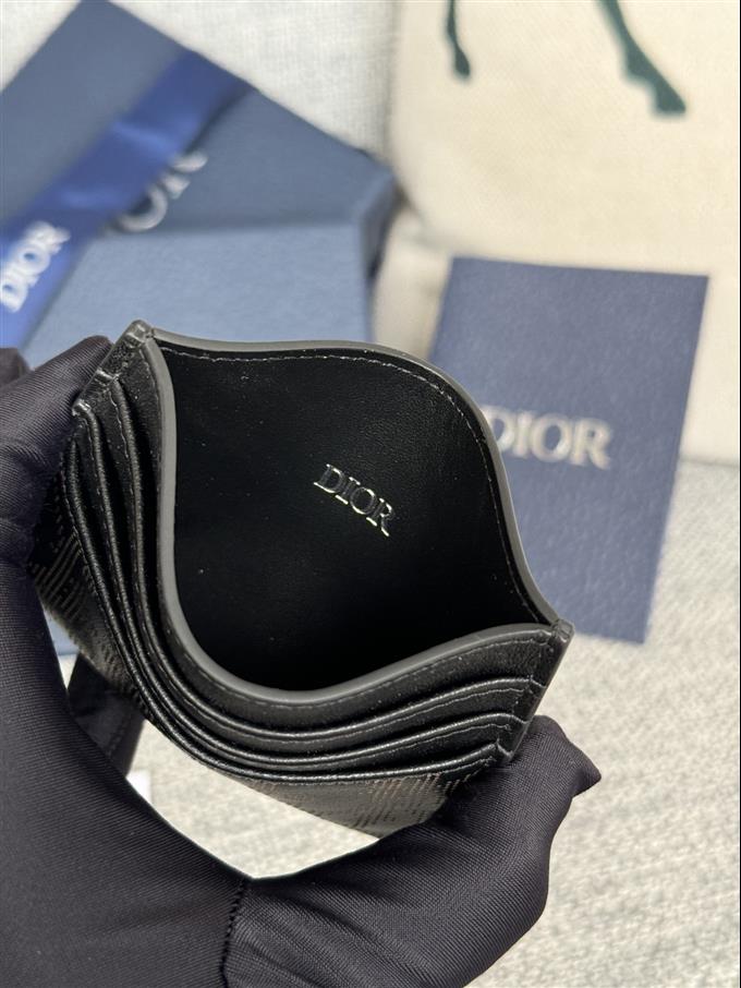 2025228Y180P203539442