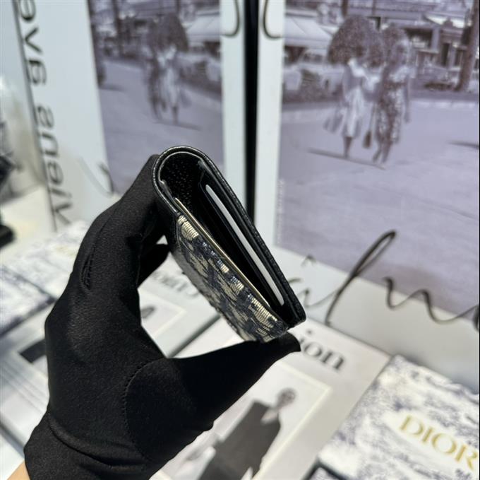 2025228Y180P203555365