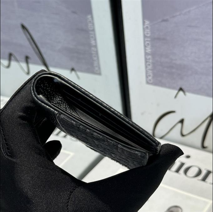 2025228Y180P203555444