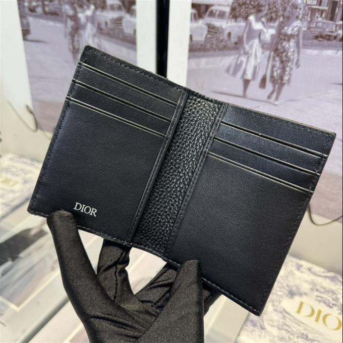 2025228Y180P203555460