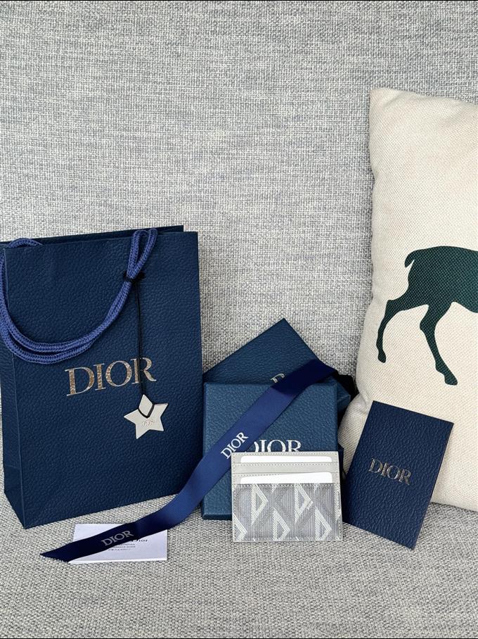 2025228Y180P203659584