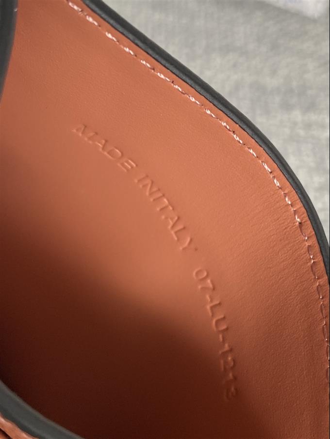 2025228Y180P20371124