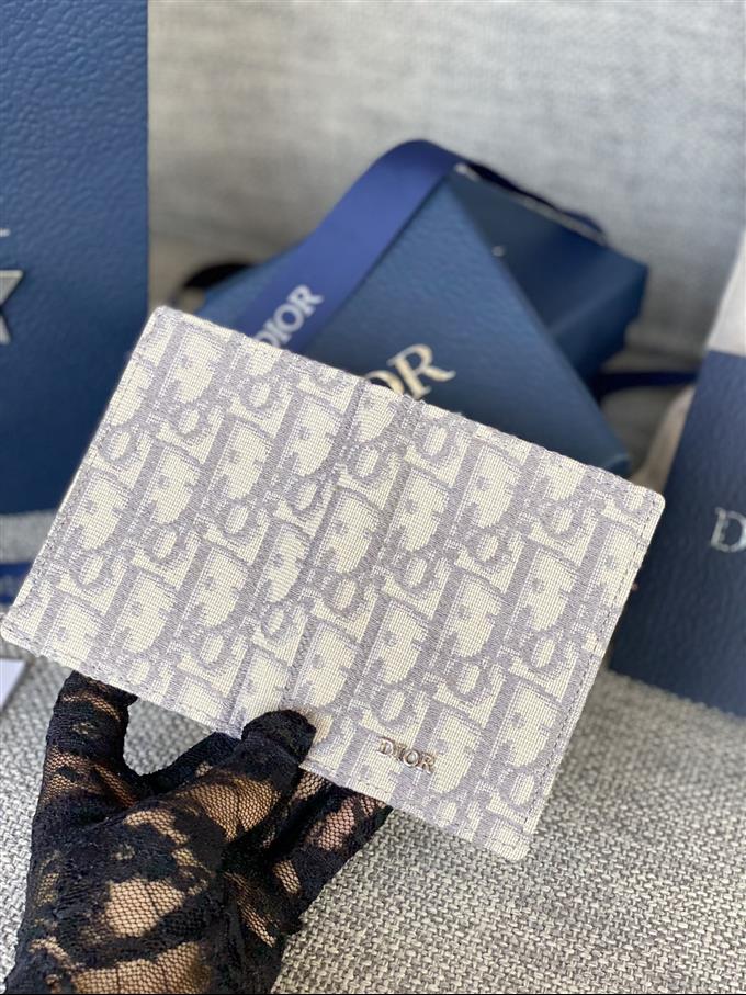 2025228Y190P203540105