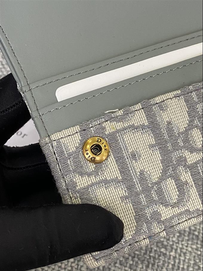 2025228Y190P20371266