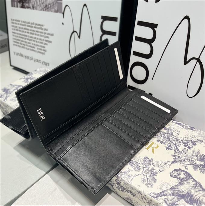 2025228Y190P22834672